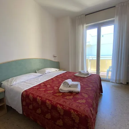 Hotel Artide 3*
