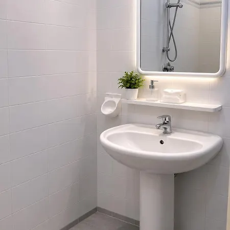Artide - Front Hotel 3*