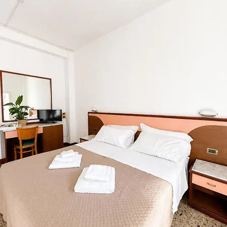 Artide - Front Hotel Rimini