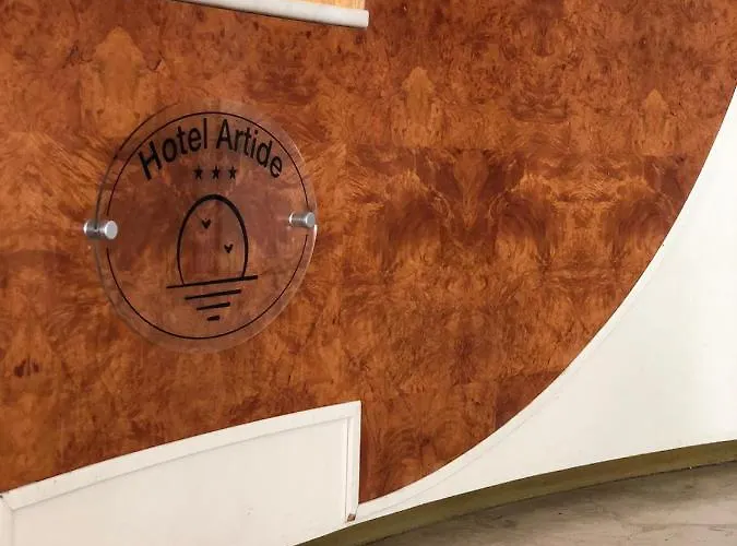 Artide Hotel 3*
