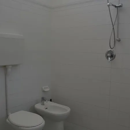 Artide - Front Hotel
