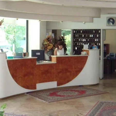 Hotell Artide 3*