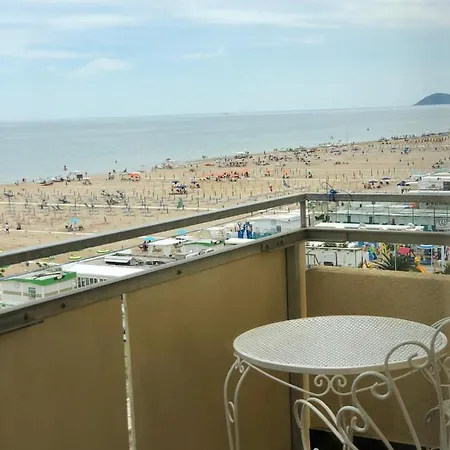 Hotell Artide