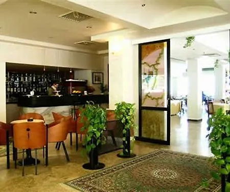 Artide - Front Hotel 3*