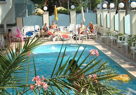 Hotel Artide - Front 3*